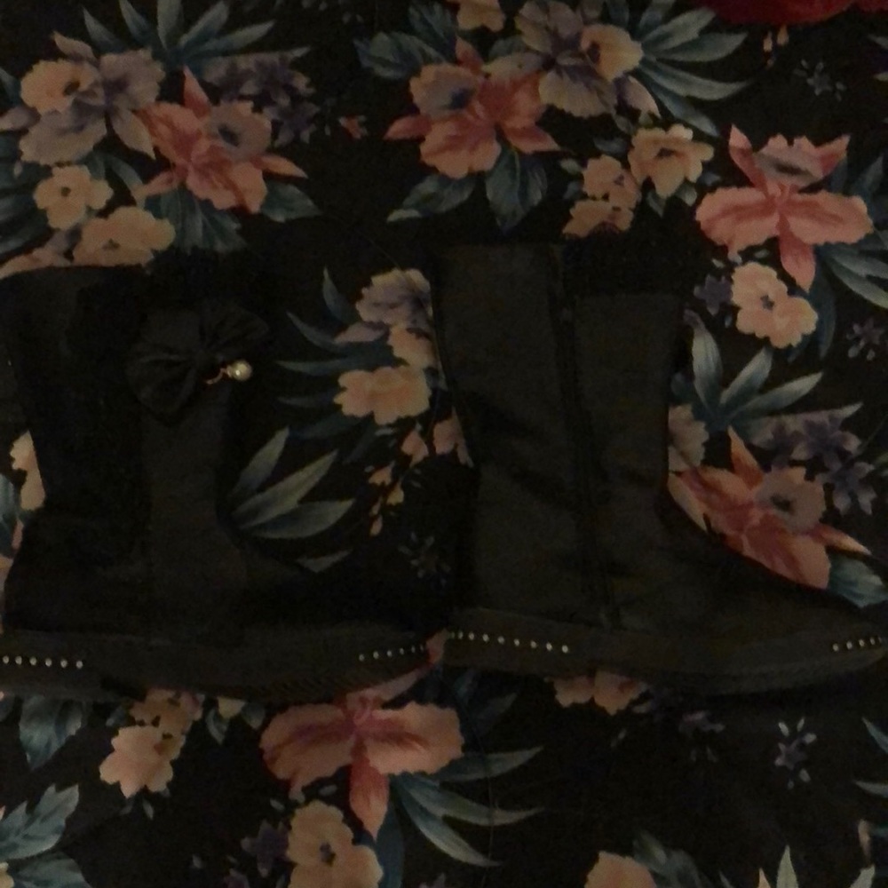 Size three black girl’s boots